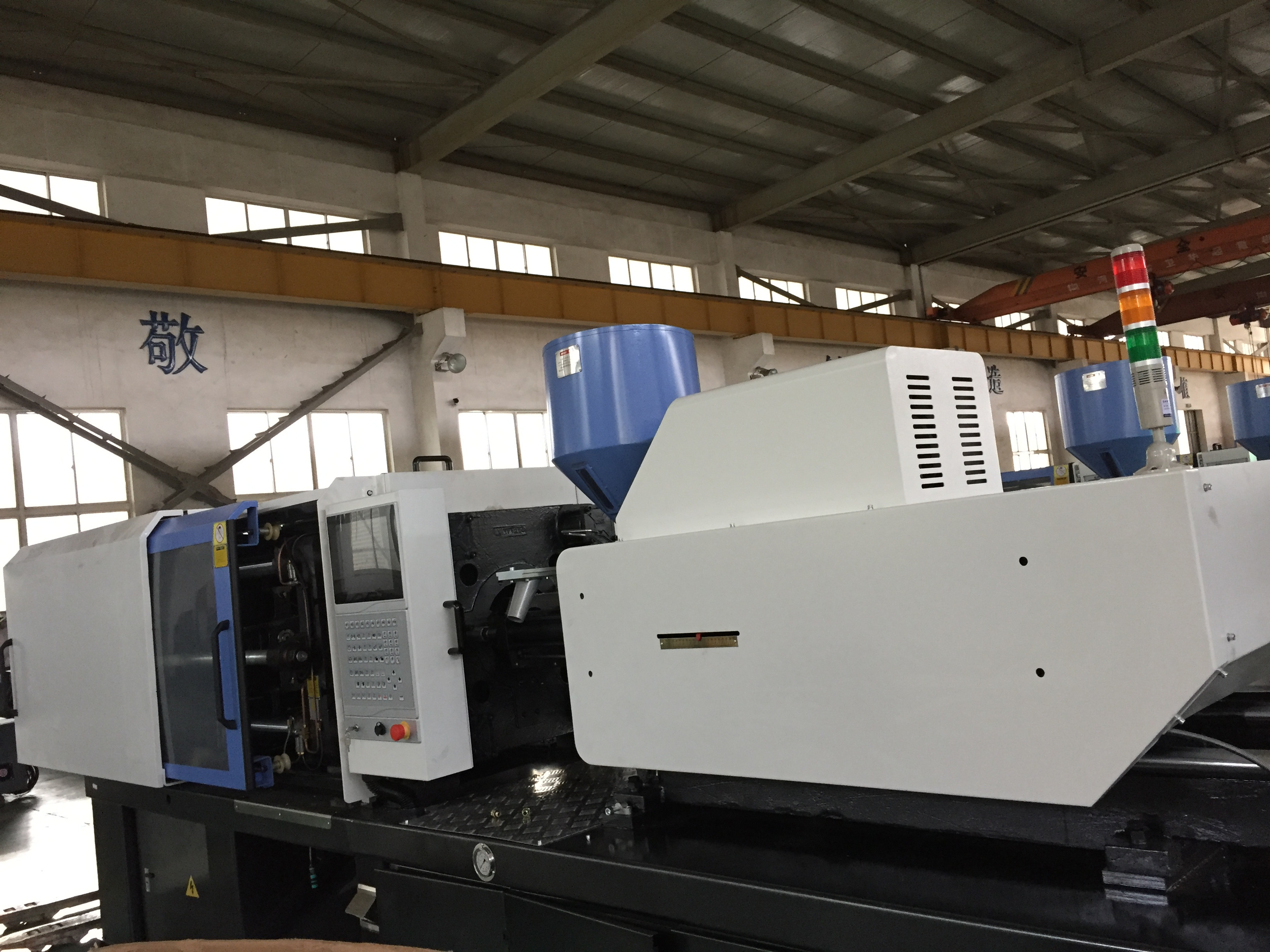 650 Ton Injection Molding Machine , Plastic Tray Making Machine 6080kN Clamping Force